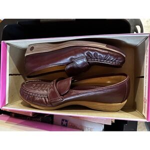 Soft Spots Venus Womens Loafers Wine Burgundy Leather Slip On Flats Size 9.5 N